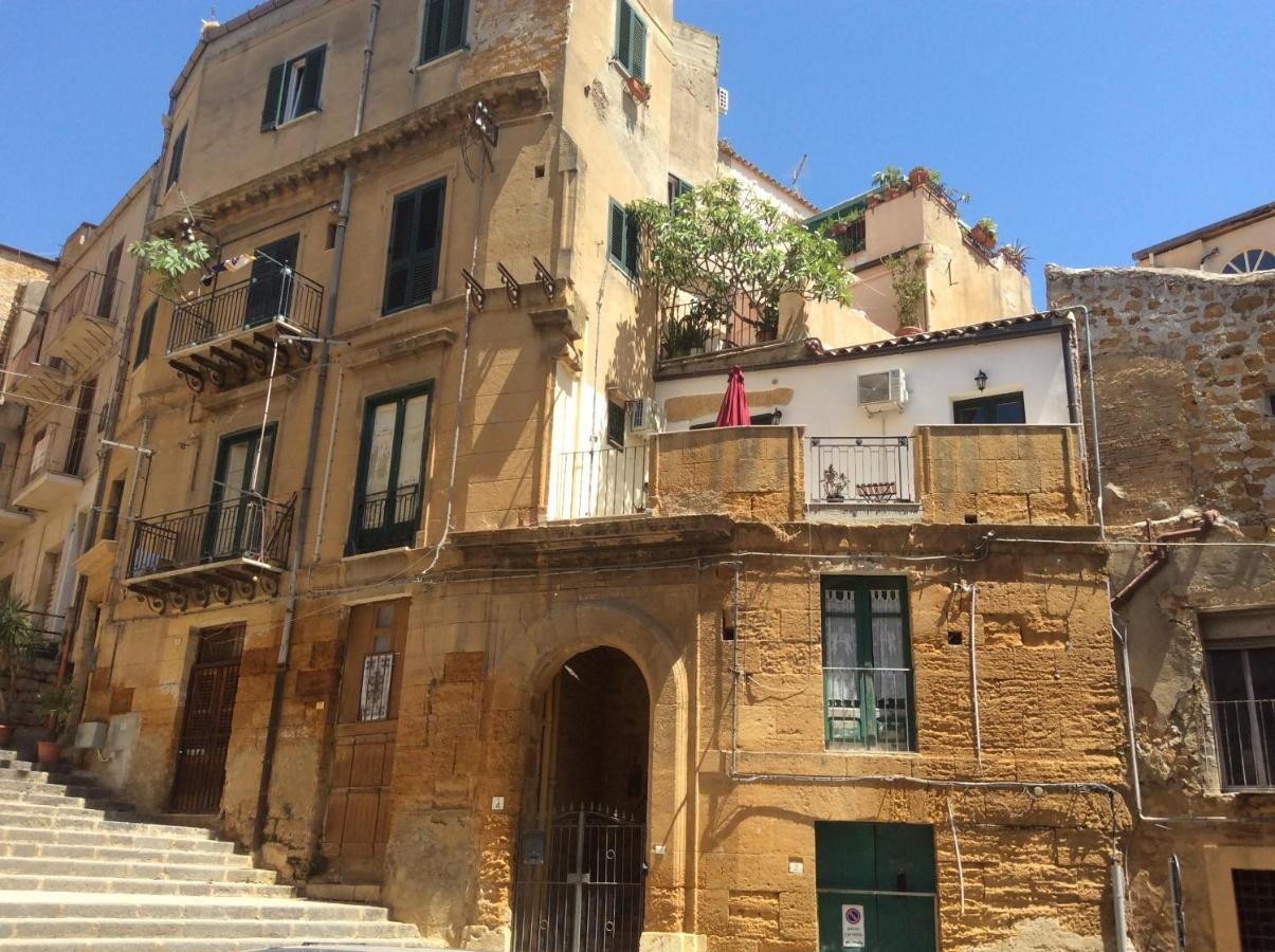 Charme In Centro - Tourist Rental Agrigento Dış mekan fotoğraf