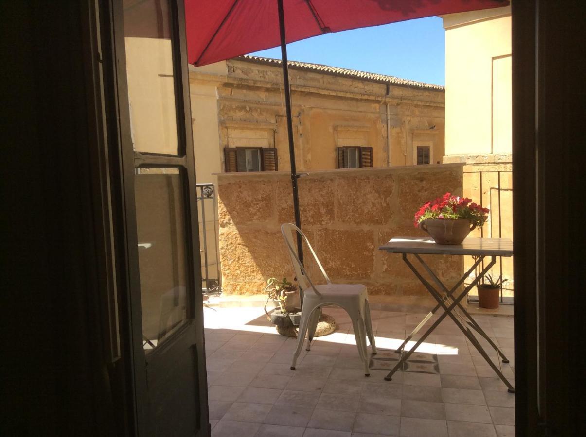 Charme In Centro - Tourist Rental Agrigento Dış mekan fotoğraf
