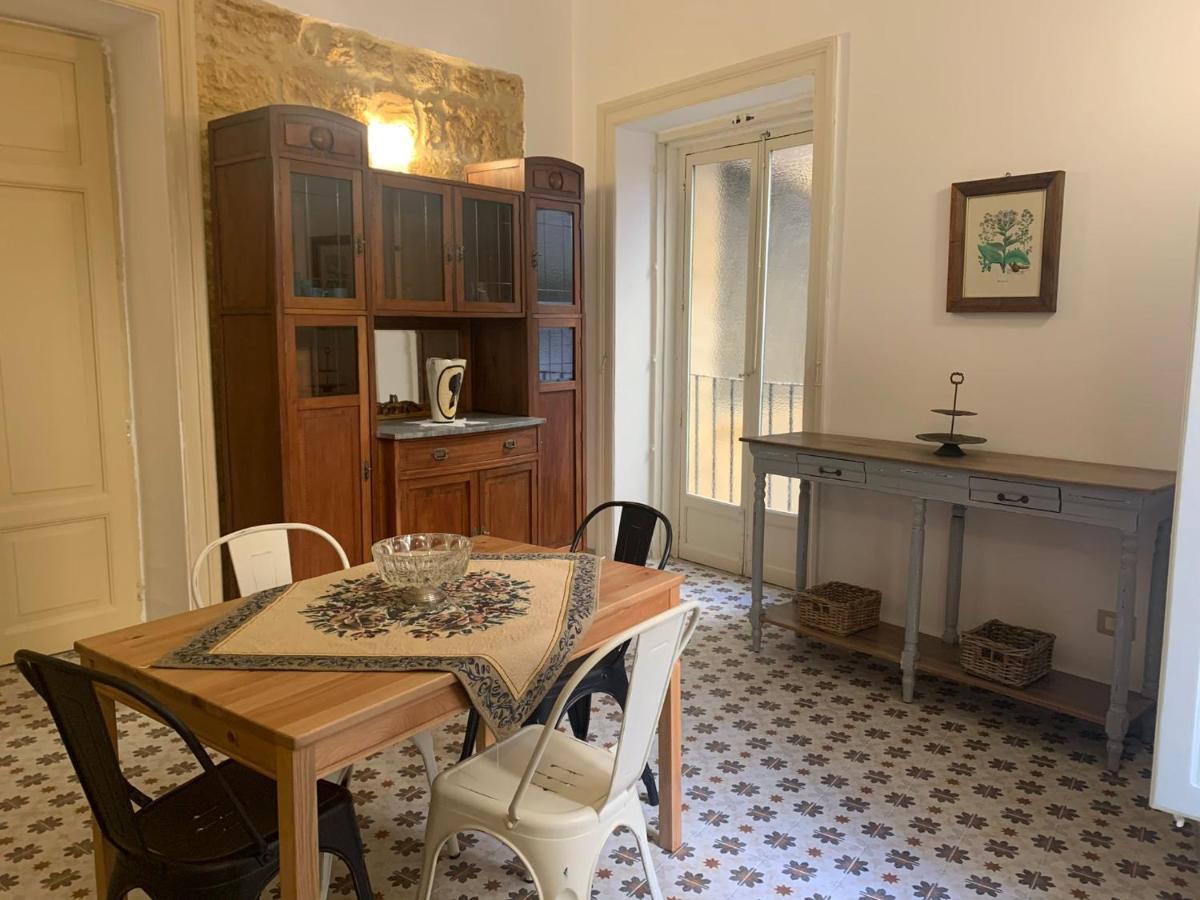 Charme In Centro - Tourist Rental Agrigento Dış mekan fotoğraf
