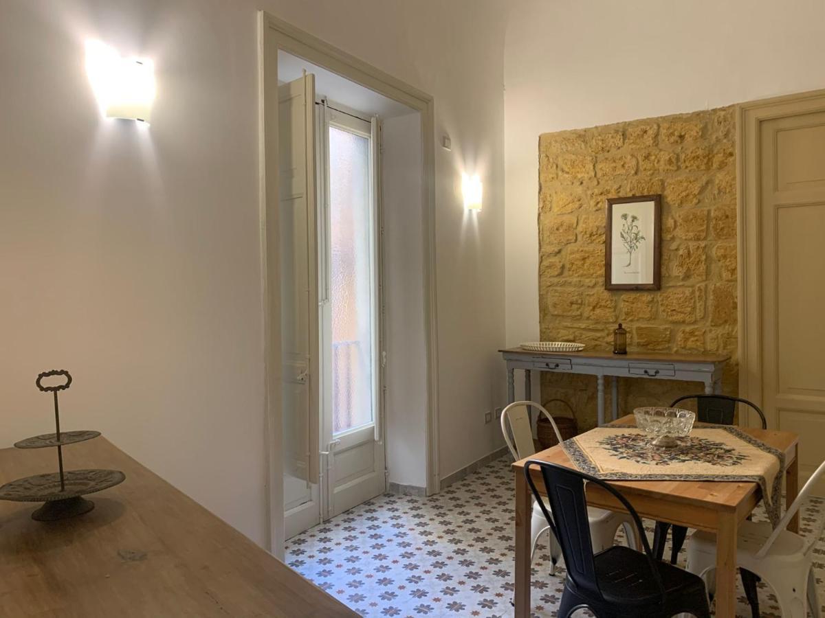 Charme In Centro - Tourist Rental Agrigento Dış mekan fotoğraf