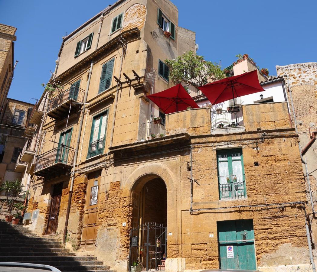 Charme In Centro - Tourist Rental Agrigento Dış mekan fotoğraf