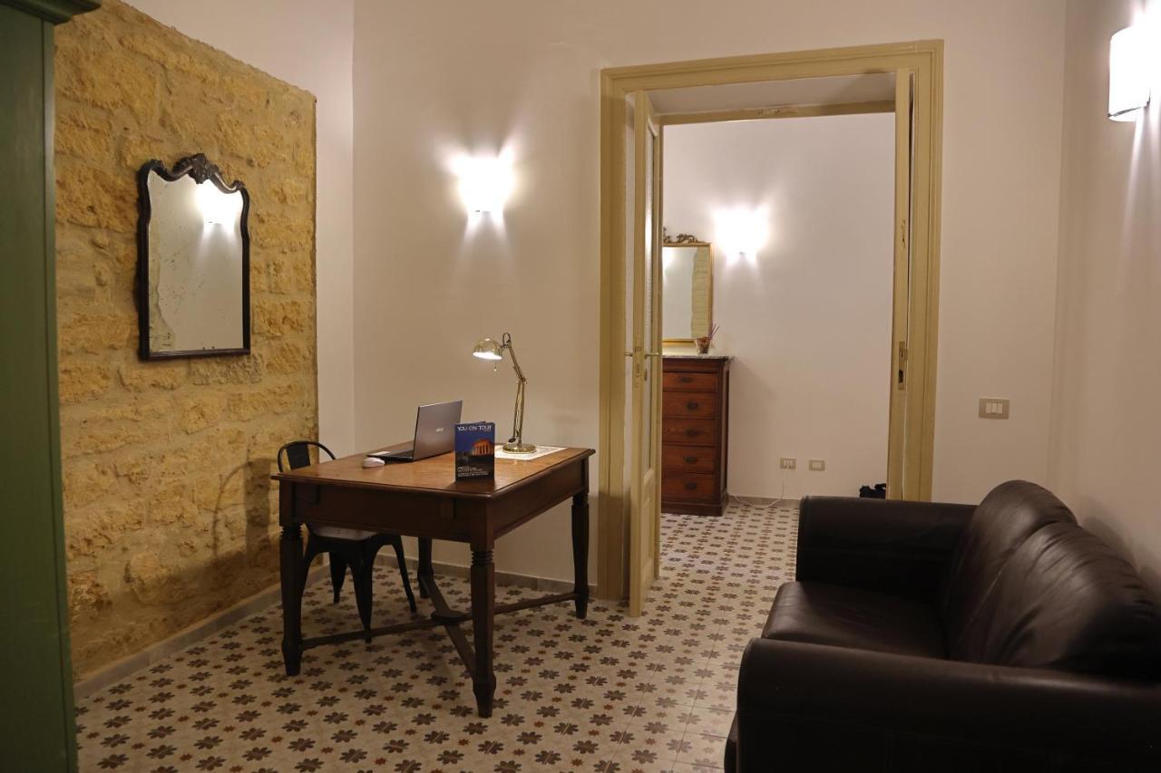 Charme In Centro - Tourist Rental Agrigento Dış mekan fotoğraf