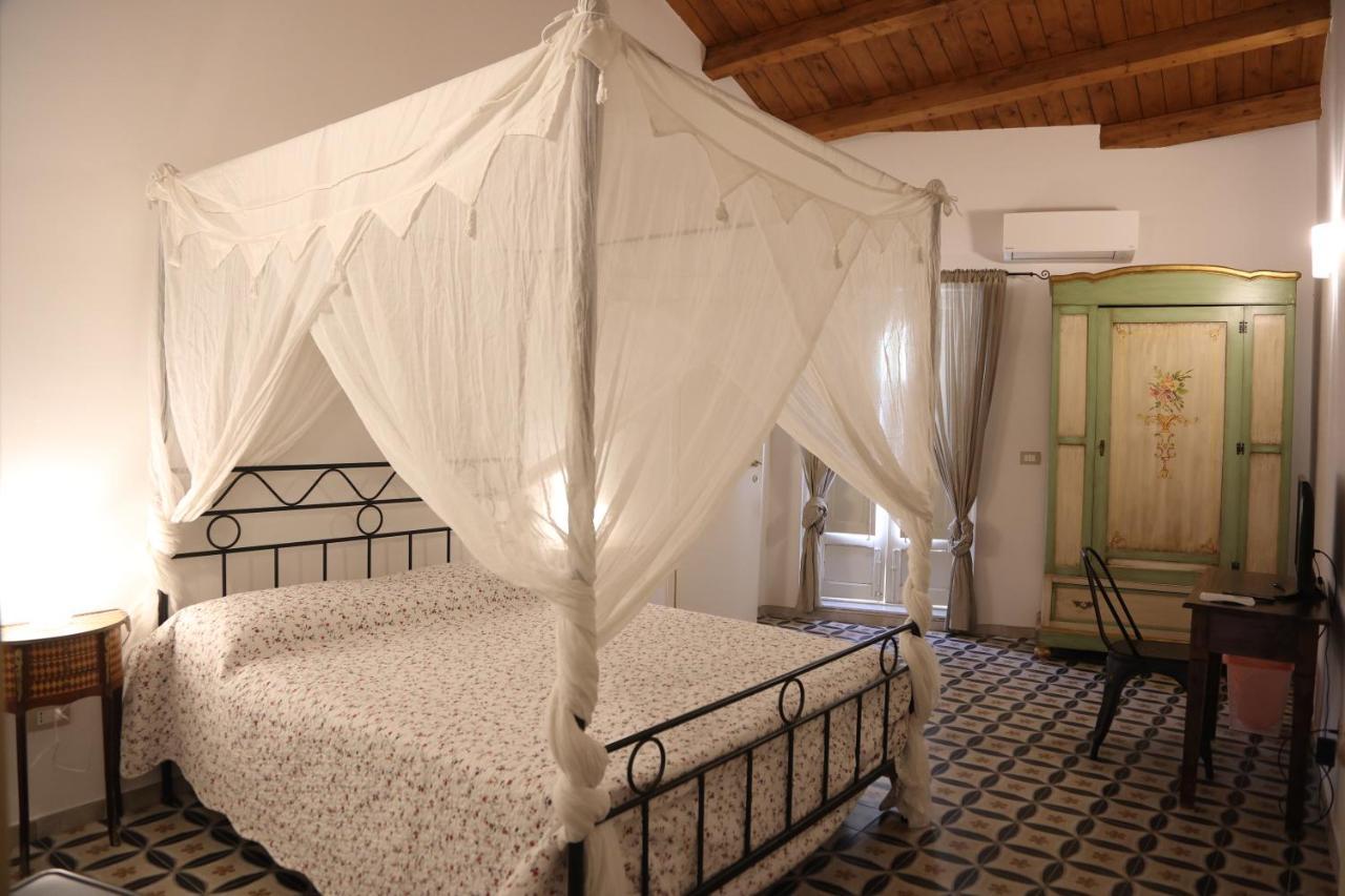 Charme In Centro - Tourist Rental Agrigento Dış mekan fotoğraf